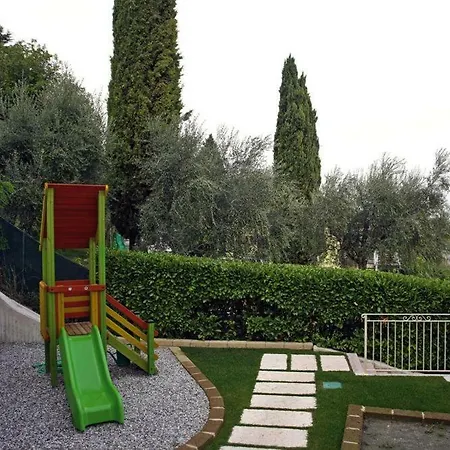 I Limoni Del Rustichel - Igs011006-cyb